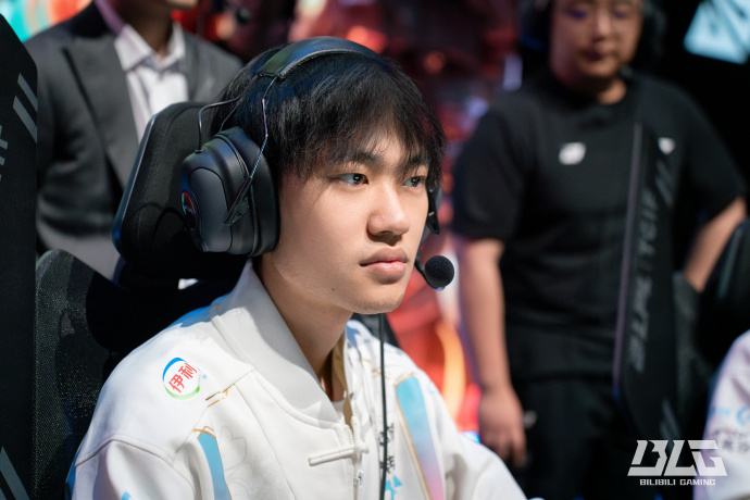 我可以帮你 我可以帮你